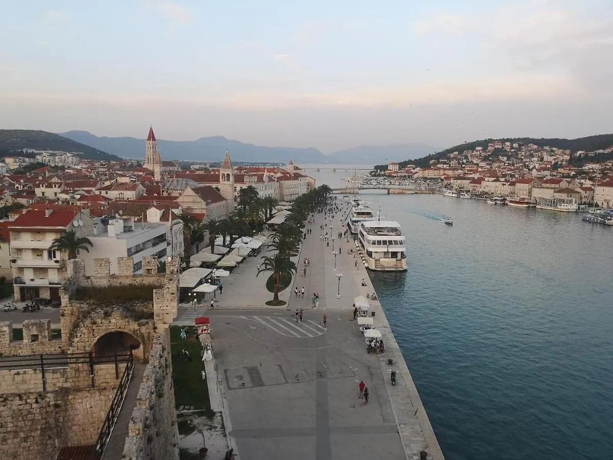 Half Of House To Rent - Family Zelenika Apartment Trogir